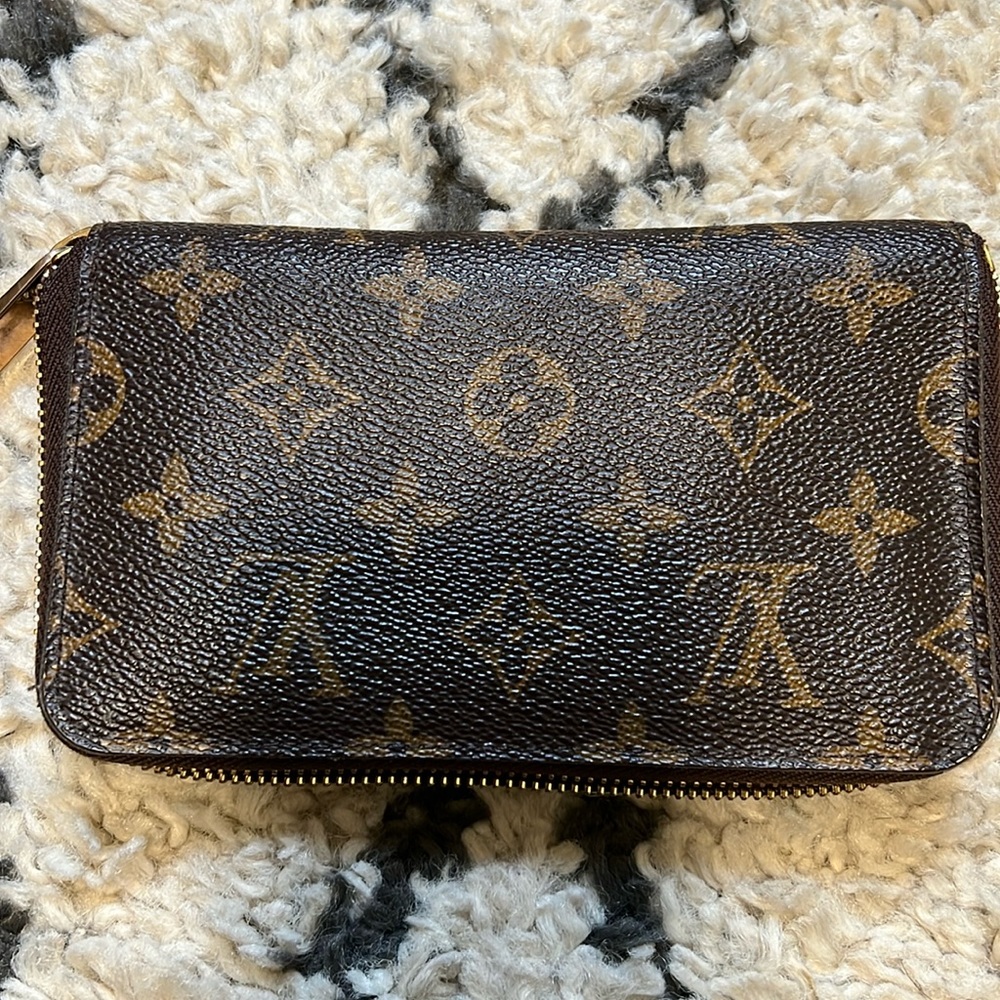 Authentic Compact Zippy Wallet in Monogram